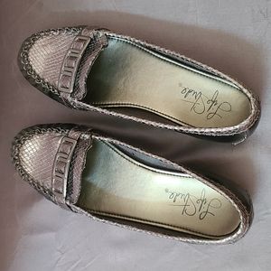 Life Stride Pewter/Silver Loafers